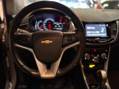 Chevrolet Tracker /CHEV LTZ 2016/2017 ENZO MULTIMARCAS CAXIAS DO SUL / Carros no Vale