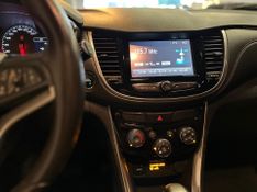 Chevrolet Tracker /CHEV LTZ 2016/2017 ENZO MULTIMARCAS CAXIAS DO SUL / Carros no Vale