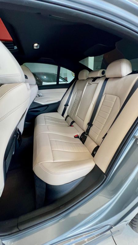BMW 320iA 2.0 TB M Sport A./M.Sport 2023/2023 PC VEÍCULOS SANTA CRUZ DO SUL / Carros no Vale