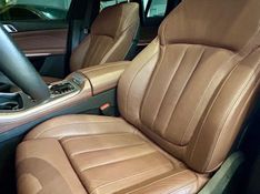 BMW X5 XDRIVE 45e 3.0 M.Sport Híbrido 2020/2021 PC VEÍCULOS SANTA CRUZ DO SUL / Carros no Vale