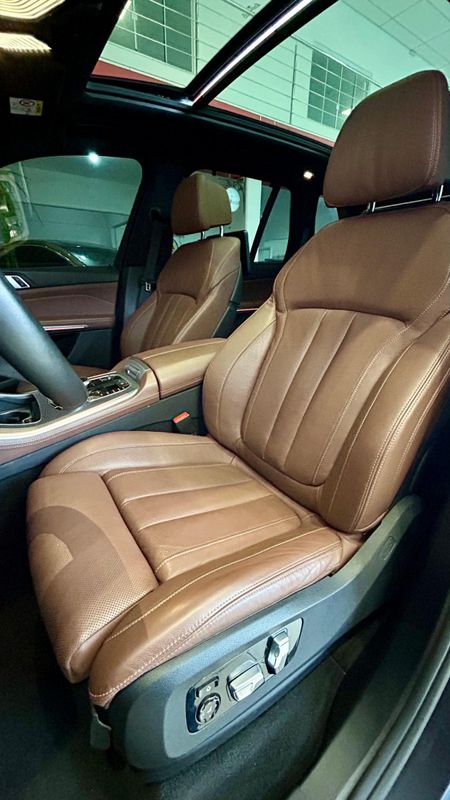 BMW X5 XDRIVE 45e 3.0 M.Sport Híbrido 2020/2021 PC VEÍCULOS SANTA CRUZ DO SUL / Carros no Vale