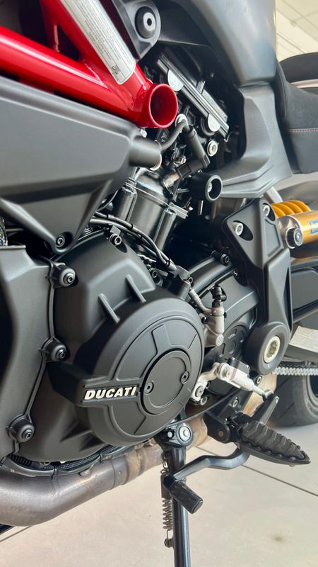 DUCATI DIAVEL 1260 S 2021/2021 PC VEÍCULOS SANTA CRUZ DO SUL / Carros no Vale