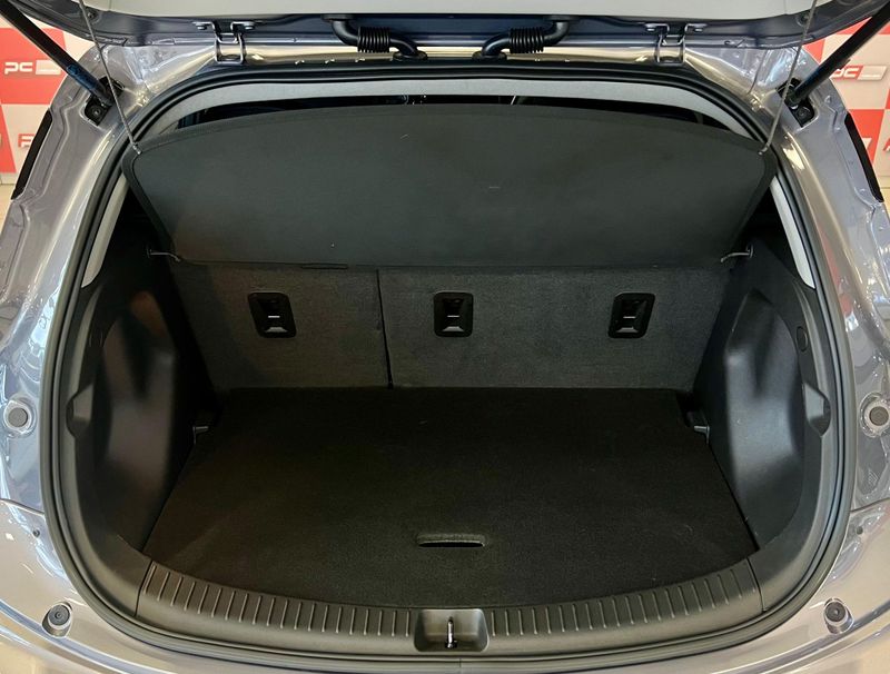 CHEVROLET BOLT EV Premier 203cv (Elétrico) 2021/2022 PC VEÍCULOS SANTA CRUZ DO SUL / Carros no Vale