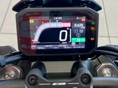 Honda Motos CB 1000R Black Edition 2022/2022 PC VEÍCULOS SANTA CRUZ DO SUL / Carros no Vale