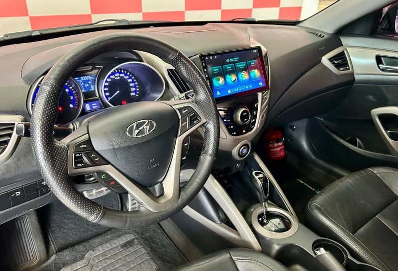 Hyundai Veloster 1.6 16V 140cv 2012/2013 PC VEÍCULOS SANTA CRUZ DO SUL / Carros no Vale