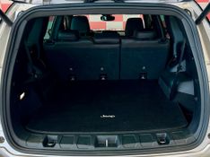 Jeep Commander Overl TD380 2.0 4×4 Die 2022/2022 PC VEÍCULOS SANTA CRUZ DO SUL / Carros no Vale