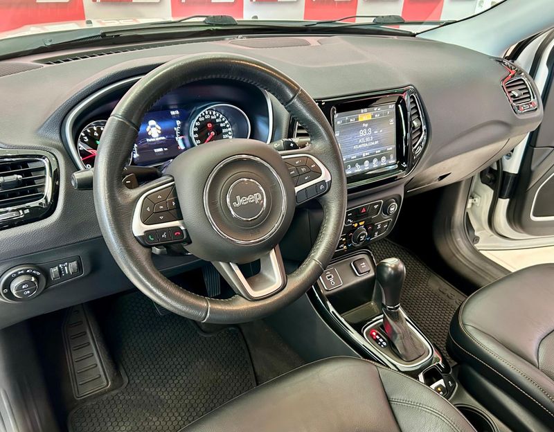 Jeep COMPASS LIMITED 2.0 4×2 16V 2017/2017 PC VEÍCULOS SANTA CRUZ DO SUL / Carros no Vale
