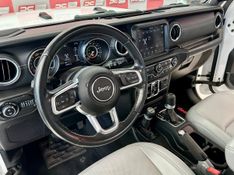 Jeep Wrangler SAHARA Overland 2.0 4×4 2019/2019 PC VEÍCULOS SANTA CRUZ DO SUL / Carros no Vale
