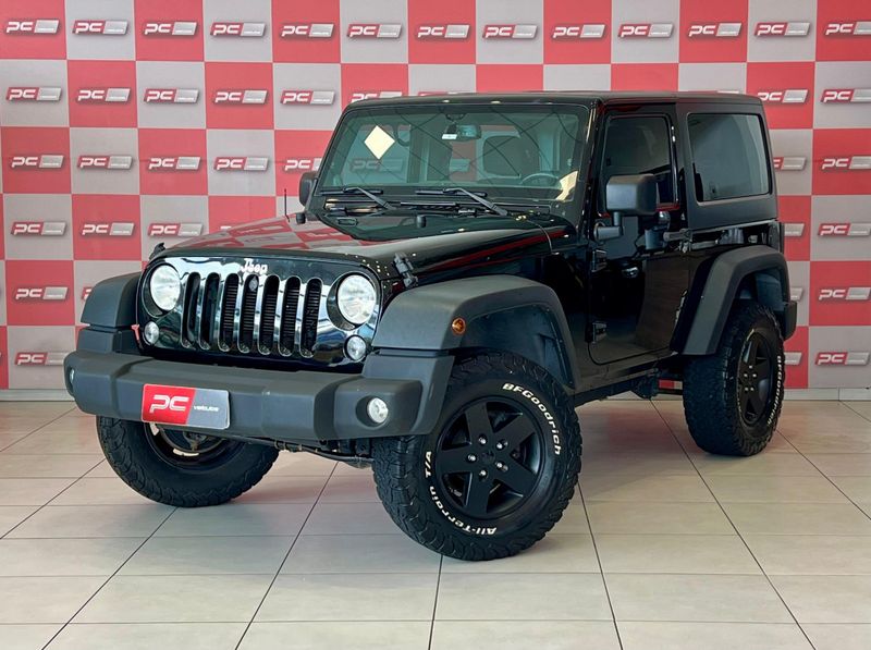 Jeep Wrangler Sport 3.6 V6 284cv 2013/2013 PC VEÍCULOS SANTA CRUZ DO SUL / Carros no Vale