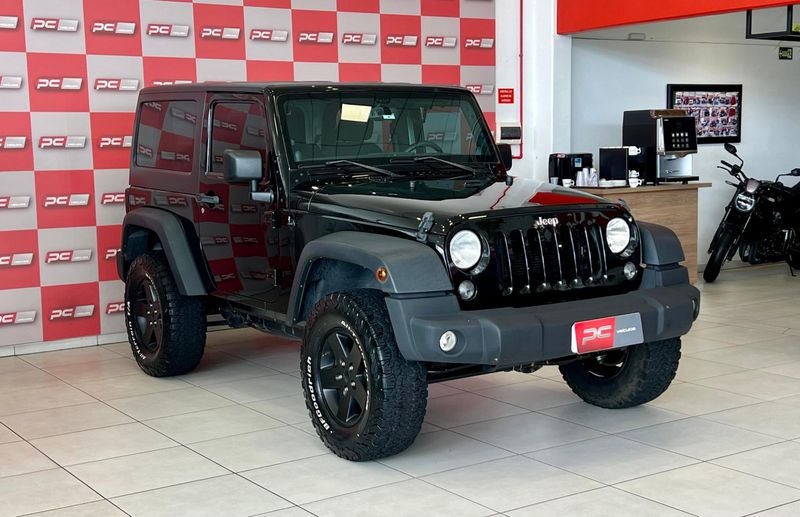 Jeep Wrangler Sport 3.6 V6 284cv 2013/2013 PC VEÍCULOS SANTA CRUZ DO SUL / Carros no Vale