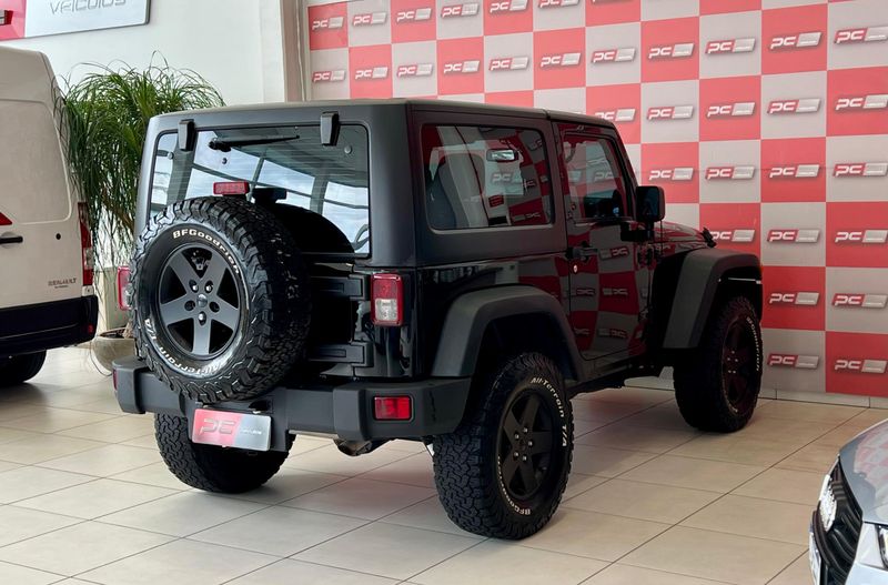 Jeep Wrangler Sport 3.6 V6 284cv 2013/2013 PC VEÍCULOS SANTA CRUZ DO SUL / Carros no Vale