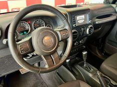 Jeep Wrangler Sport 3.6 V6 284cv 2013/2013 PC VEÍCULOS SANTA CRUZ DO SUL / Carros no Vale
