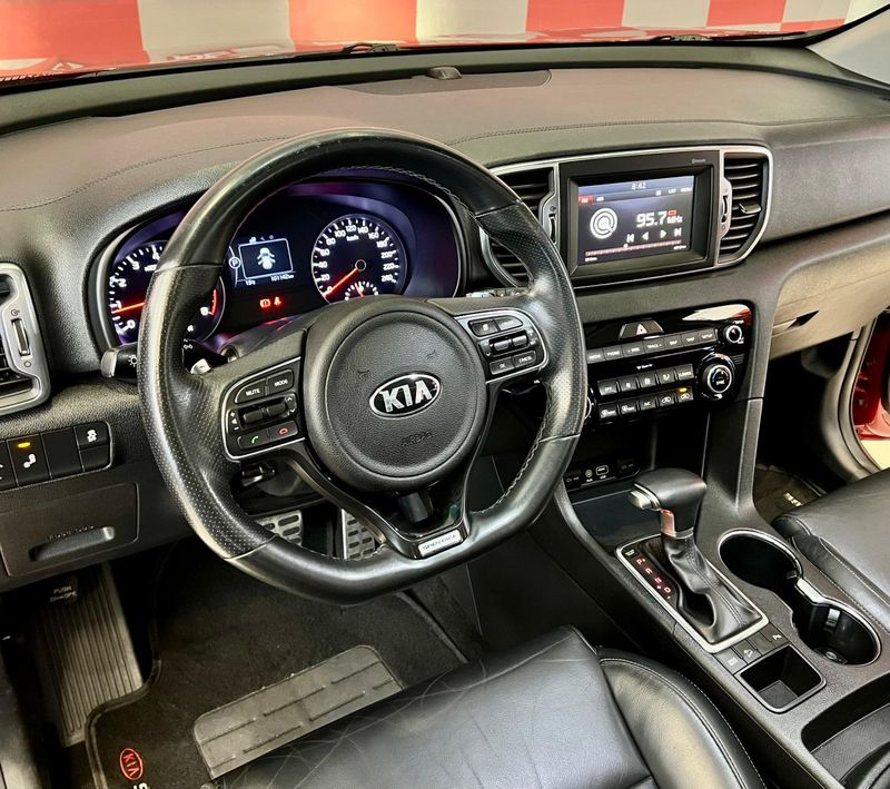 KIA Sportage EX 2.0 16V/ 16V 2016/2017 PC VEÍCULOS SANTA CRUZ DO SUL / Carros no Vale