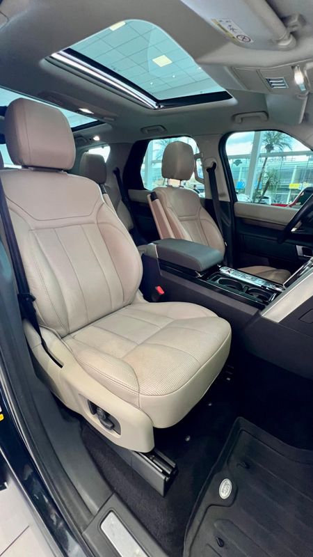 Land Rover Discovery HSE 3.0 V6 4×4 TD6 2018/2018 PC VEÍCULOS SANTA CRUZ DO SUL / Carros no Vale