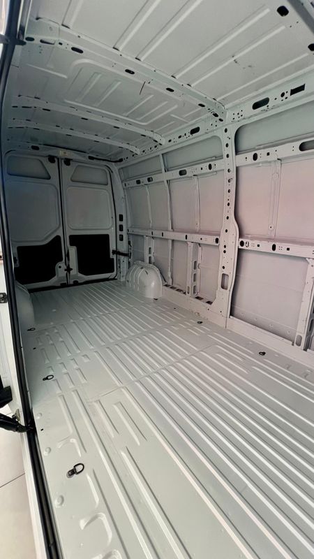 Renault Master 2.3 DCi Extra Furgão 16V 2024/2025 PC VEÍCULOS SANTA CRUZ DO SUL / Carros no Vale