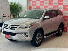 Toyota Hilux SW4 SRX 4×4 2.8 TDI 16V Dies 2019/2020 PC VEÍCULOS SANTA CRUZ DO SUL / Carros no Vale
