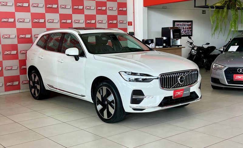 Volvo XC 60 T-8 Ultimate 2.0 AWD (Híbrido) 2023/2024 PC VEÍCULOS SANTA CRUZ DO SUL / Carros no Vale