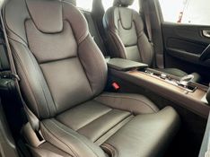 Volvo XC 60 T-8 Ultimate 2.0 AWD (Híbrido) 2023/2024 PC VEÍCULOS SANTA CRUZ DO SUL / Carros no Vale