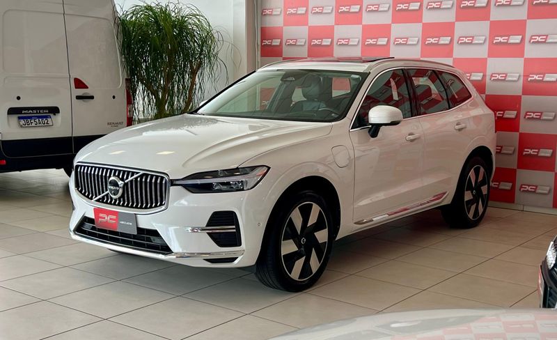 Volvo XC 60 T-8 Ultimate 2.0 AWD (Híbrido) 2023/2024 PC VEÍCULOS SANTA CRUZ DO SUL / Carros no Vale