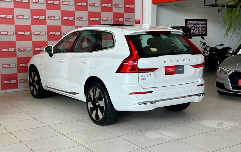 Volvo XC 60 T-8 Ultimate 2.0 AWD (Híbrido) 2023/2024 PC VEÍCULOS SANTA CRUZ DO SUL / Carros no Vale