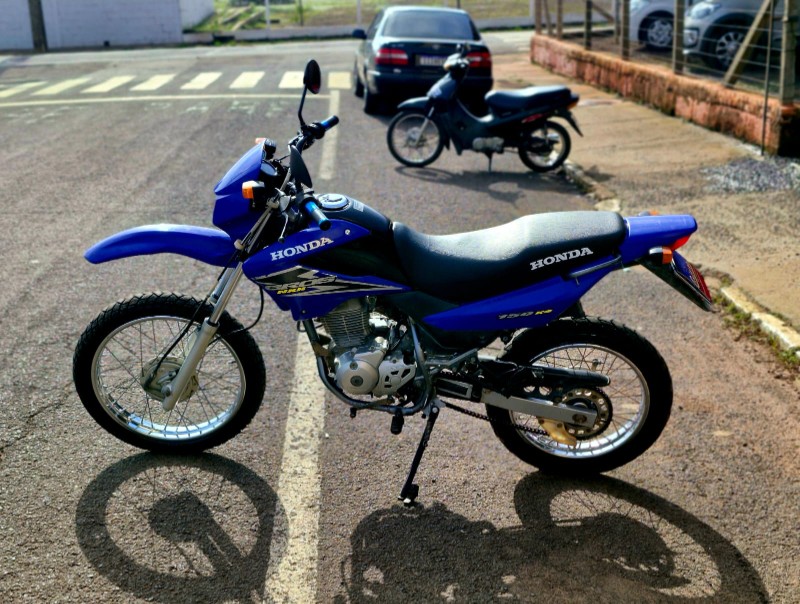 HONDA MOTOS NXR 150 BROS KS 2005/2006 CRUZEIRO MULTIMARCAS CRUZEIRO DO SUL / Carros no Vale