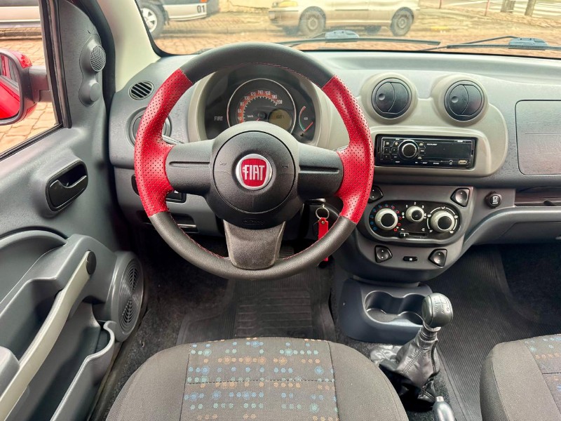 FIAT UNO VIVACE 1.0 8V FLEX 4P MEC. 2014/2014 AR MULTIMARCAS VENÂNCIO AIRES / Carros no Vale