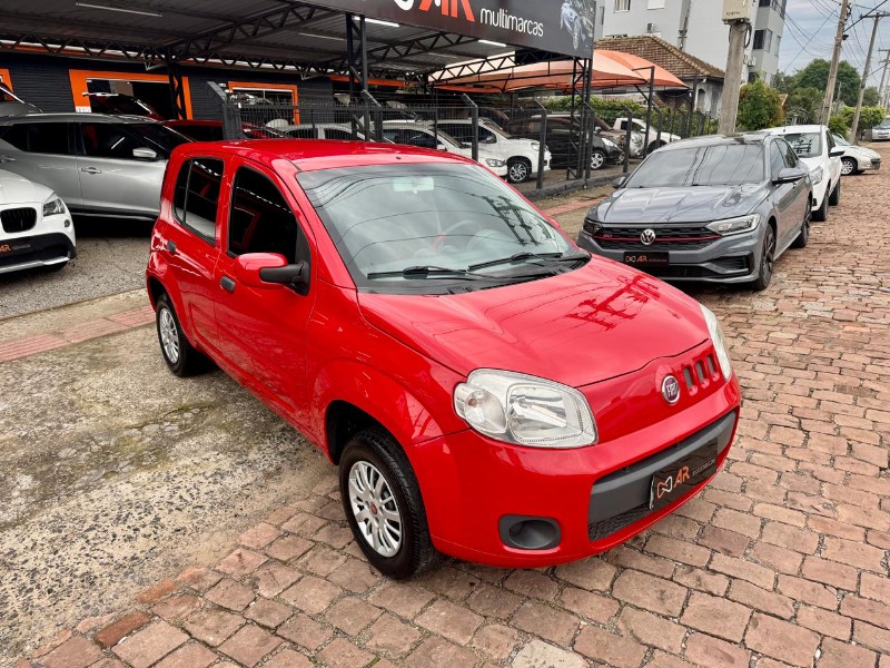 FIAT UNO VIVACE 1.0 8V FLEX 4P MEC. 2014/2014 AR MULTIMARCAS VENÂNCIO AIRES / Carros no Vale