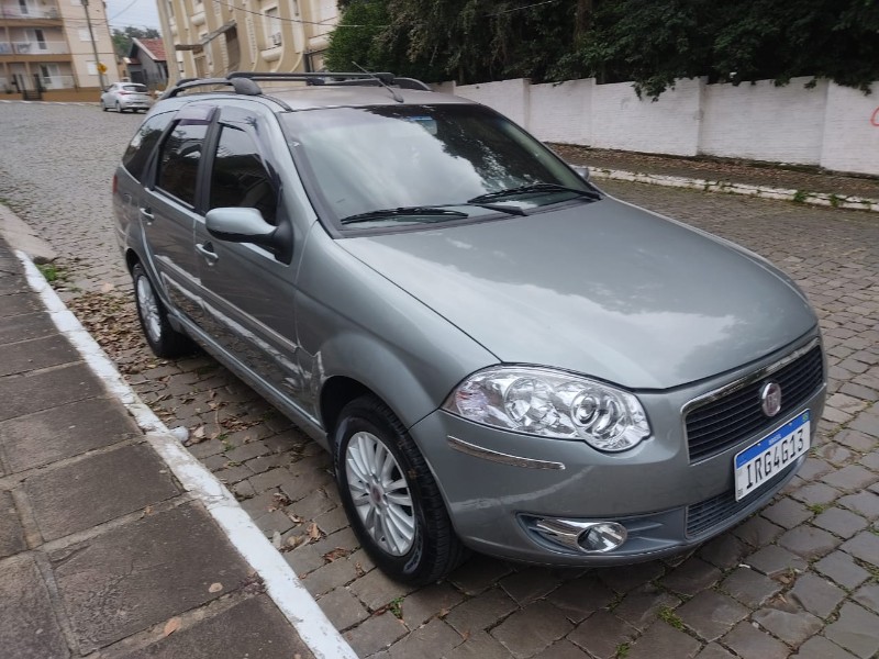 FIAT PALIO WEEKEND ATTRACTIVE 1.4 8V - 2011