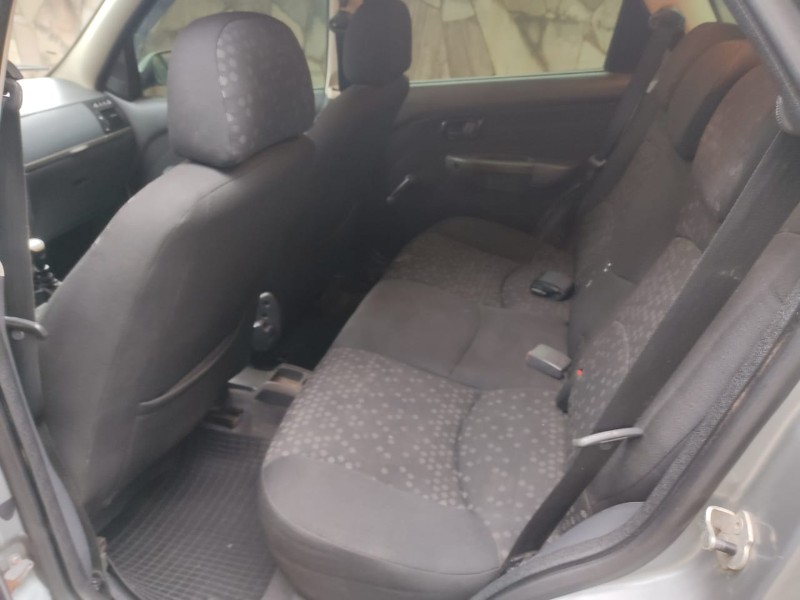 FIAT PALIO WEEKEND ATTRACTIVE 1.4 8V - 2011