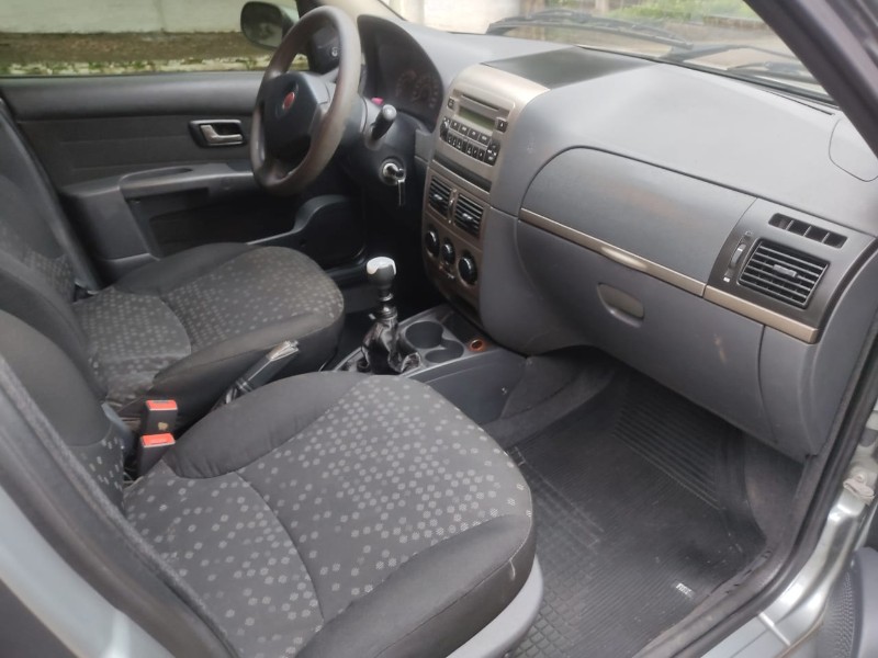 FIAT PALIO WEEKEND ATTRACTIVE 1.4 8V - 2011