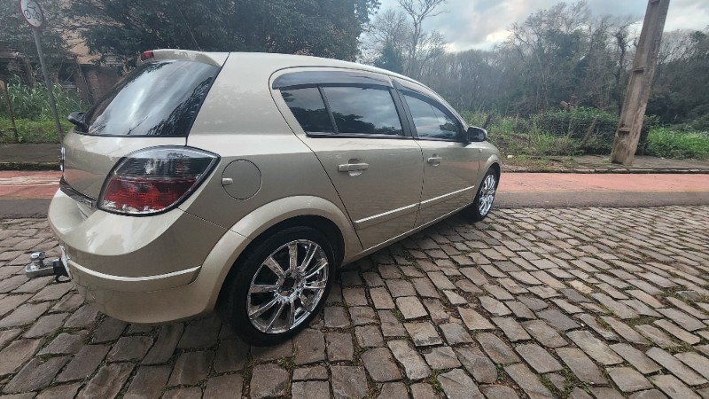 CHEVROLET VECTRA GT HATCH 2.0 2007/2008 FERNANDO AUTOMÓVEIS | REVENDA DE CARROS ARROIO DO MEIO ARROIO DO MEIO / Carros no Vale