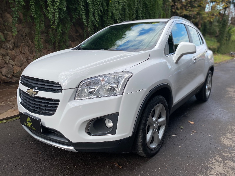 CHEVROLET TRACKER LTZ 1.8 16V 4X2 2014/2015 ESTAÇÃO DO CARRO ESTRELA / Carros no Vale