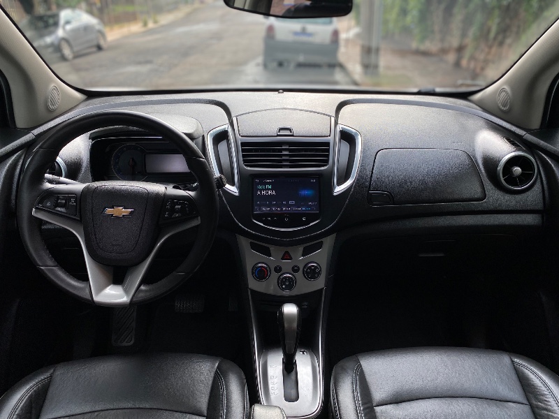 CHEVROLET TRACKER LTZ 1.8 16V 4X2 2014/2015 ESTAÇÃO DO CARRO ESTRELA / Carros no Vale