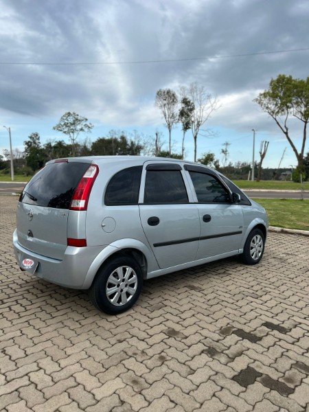 CHEVROLET MERIVA 1.8 8V 4P 2006/2007 NEURI VEÍCULOS LAJEADO / Carros no Vale