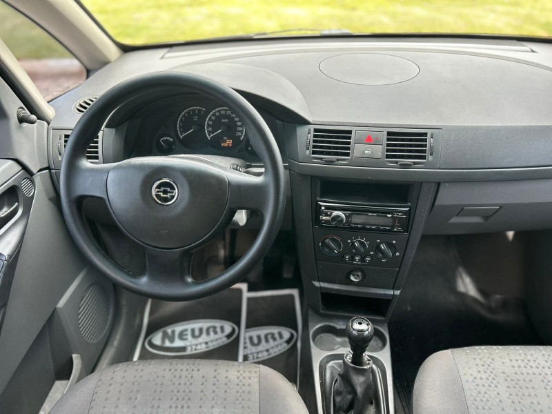 CHEVROLET MERIVA 1.8 8V 4P 2006/2007 NEURI VEÍCULOS LAJEADO / Carros no Vale