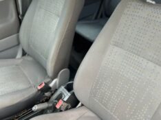 CHEVROLET MERIVA 1.8 8V 4P 2006/2007 NEURI VEÍCULOS LAJEADO / Carros no Vale