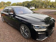 BMW 745LE M SPORT HÍBRIDO 2021/2021 MENEGHINI VEÍCULOS ARROIO DO MEIO / Carros no Vale