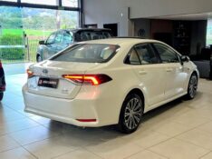 TOYOTA COROLLA 1.8 ALTIS PREMIUM 16V HÍBRIDO 2020/2020 JOÃO CARROS MULTIMARCAS GUAPORÉ / Carros no Vale