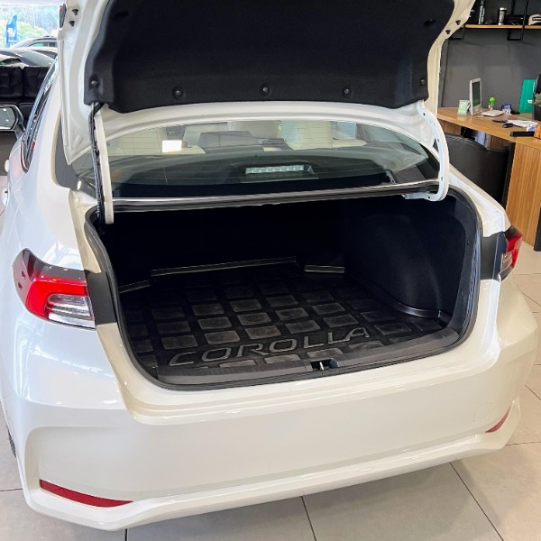 TOYOTA COROLLA 1.8 ALTIS PREMIUM 16V HÍBRIDO 2020/2020 JOÃO CARROS MULTIMARCAS GUAPORÉ / Carros no Vale