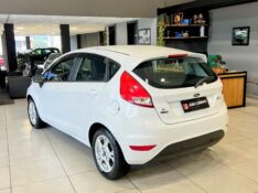FORD FIESTA 1.6 SE HATCH 16V FLEX 4P MANUAL 2016/2016 JOÃO CARROS MULTIMARCAS GUAPORÉ / Carros no Vale