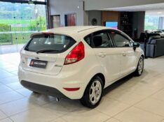 FORD FIESTA 1.6 SE HATCH 16V FLEX 4P MANUAL 2016/2016 JOÃO CARROS MULTIMARCAS GUAPORÉ / Carros no Vale