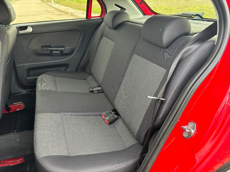 VOLKSWAGEN GOL 1.0 TREND 8V - 2013