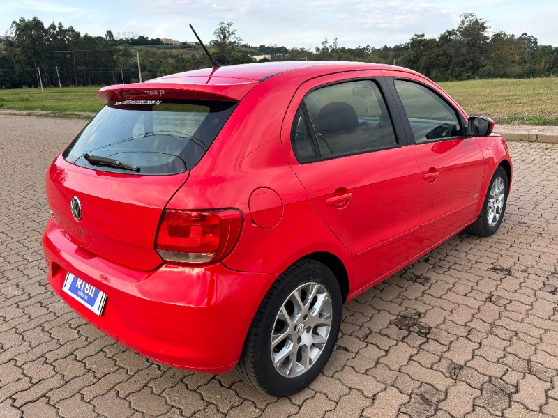 VOLKSWAGEN GOL 1.0 TREND 8V - 2013