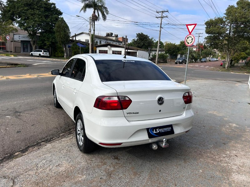 VOLKSWAGEN VOYAGE 1.6/1.6 CITY MI TOTAL FLEX 8V 4P 2013/2013 LS MULTIMARCAS VENÂNCIO AIRES / Carros no Vale