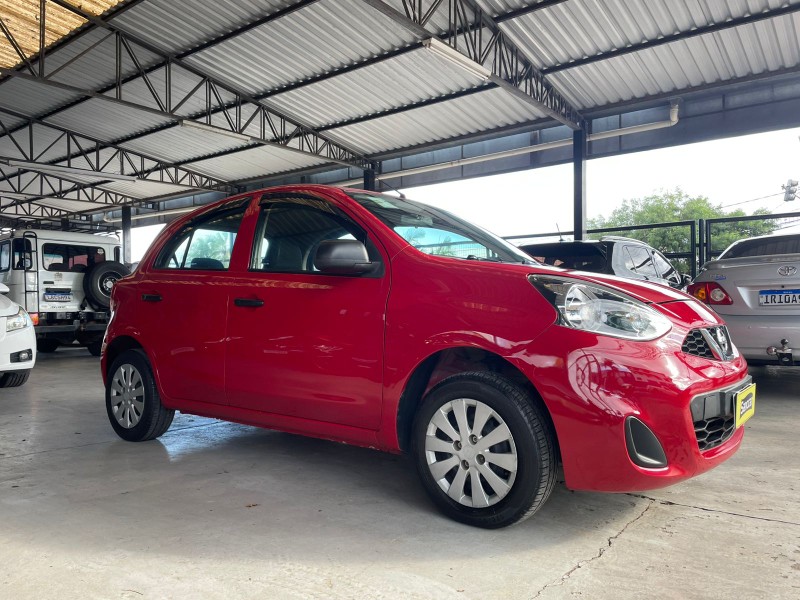 NISSAN MARCH 1.0 S 2015/2015 SANCCAR VEÍCULOS SANTA CRUZ DO SUL / Carros no Vale