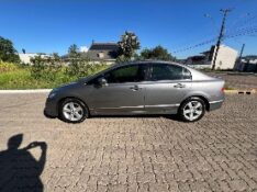HONDA CIVIC SEDAN LXS 1.8/1.8 FLEX 16V MEC 4P 2008/2008 ELY AUTOMÓVEIS LAJEADO / Carros no Vale