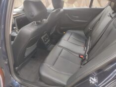 BMW 328i 2.0 ACTIVE 2012/2013 ALTERNATIVA VEÍCULOS LAJEADO / Carros no Vale