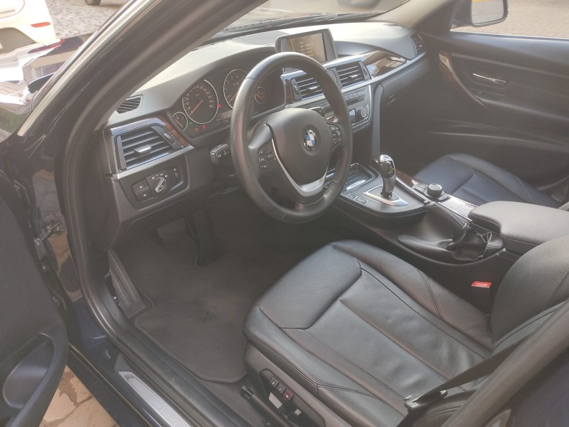 BMW 328i 2.0 ACTIVE - 2013