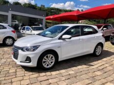 CHEVROLET ONIX LT 1.0 2022/2022 SÉTIMA VEÍCULOS GUAPORÉ / Carros no Vale