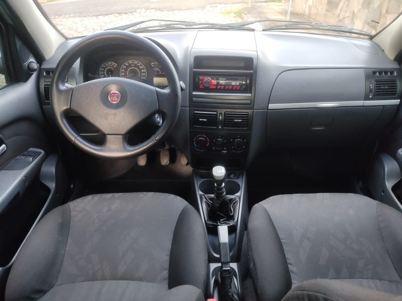 FIAT PALIO ELX FLEX - 2010